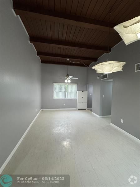 Building Photo - 1313 SW 8th Ct