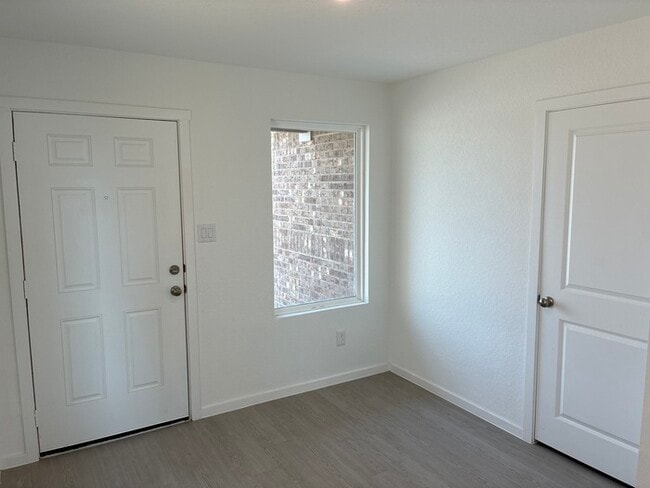 Building Photo - Charming 4 beds 2 baths in San Antonio!