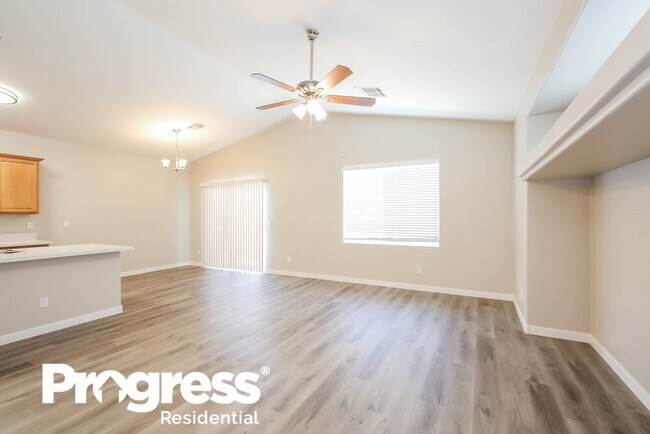 Foto del edificio - 9140 Black Elk Ave