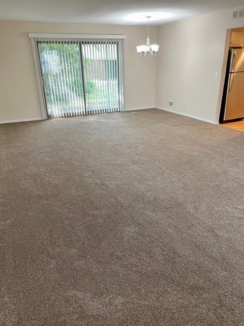 Building Photo - 27033 Farmbrook Villa Dr