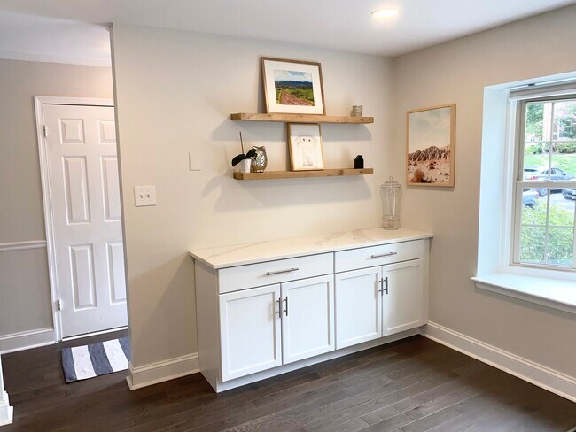 Foto del edificio - 44 Meadow Run Ct