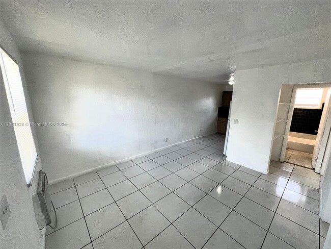 Building Photo - 701 NW 7th Ave