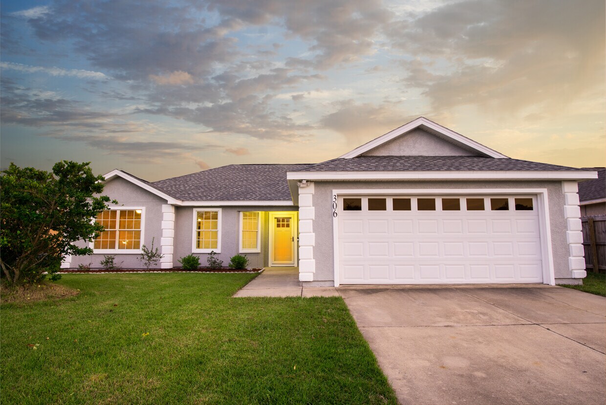 Front of home - 306 Brady Way