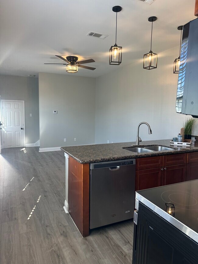 Foto del edificio - 8537 Forshey St