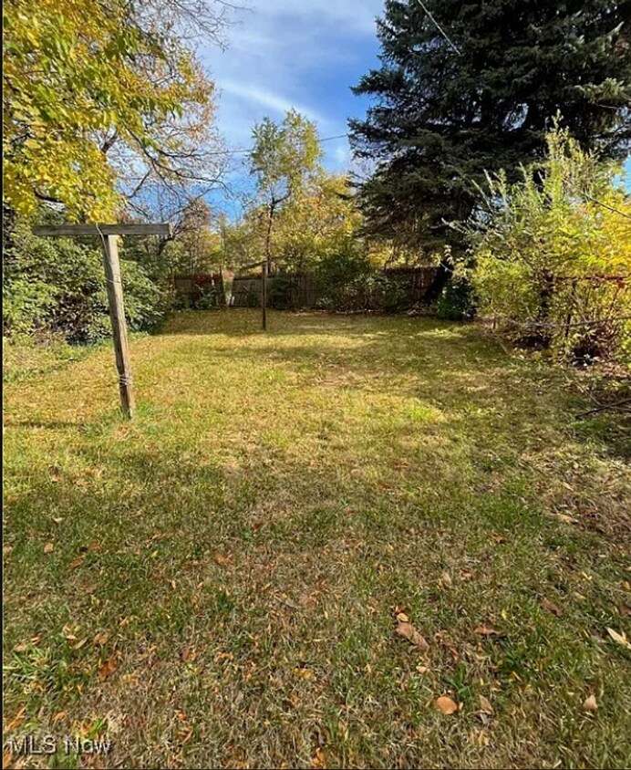 Building Photo - Coming Soon! Section 8 Accepted! Renovation in Progress!