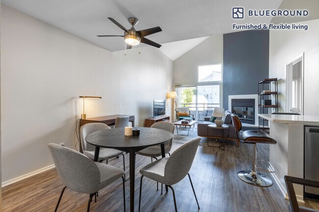 Foto del edificio - 1626 Malcolm Ave