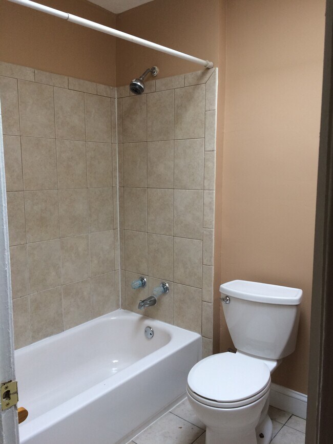 Building Photo - 1227 Steelton Ave