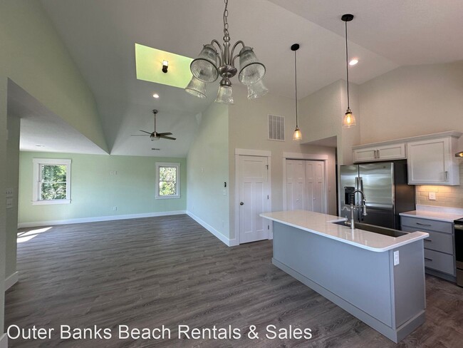 Building Photo - 4 br, 3 bath House - 107 Colleton Lane