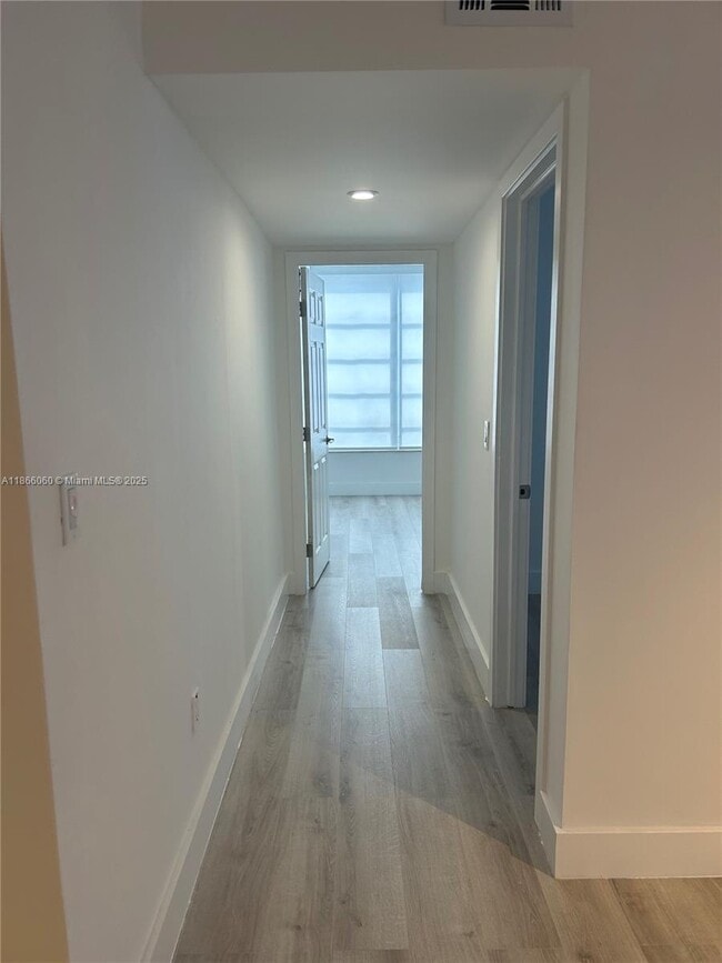 Foto del edificio - 1075 93rd St