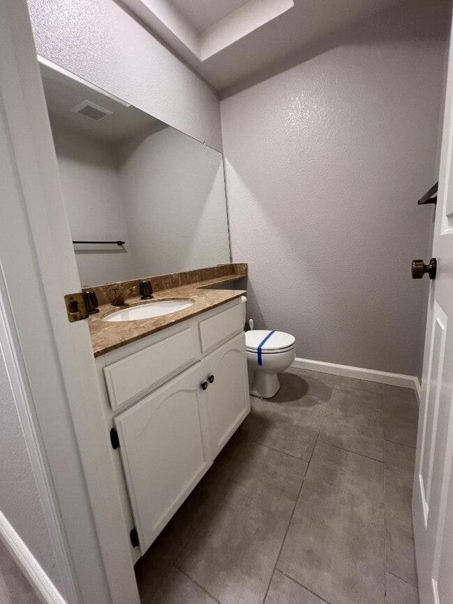 Building Photo - 3754 Bobwhite Terrace