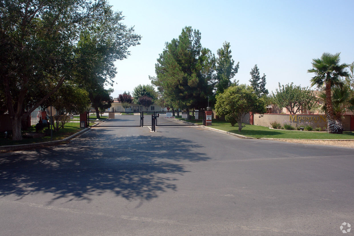 Primary Photo - Mountain View Villas