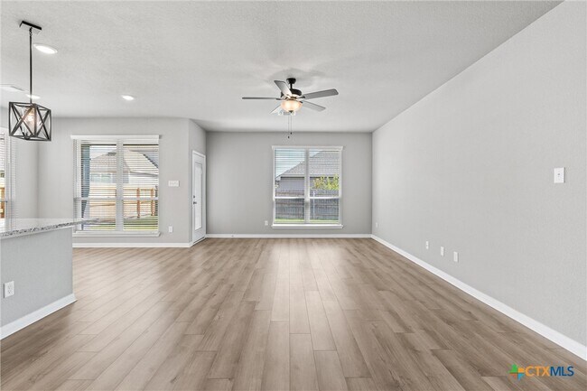 Foto del edificio - 1873 Longmire Lp