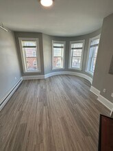 Building Photo - 4 N State St