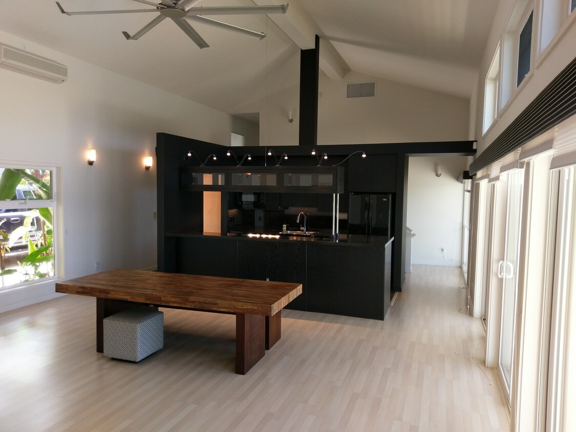 Foto del edificio - 203 Heleuma Pl