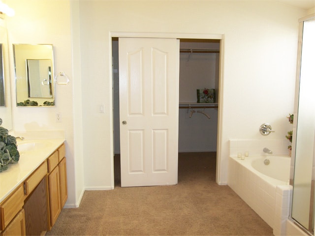 Building Photo - 10871 W Alvarado Rd
