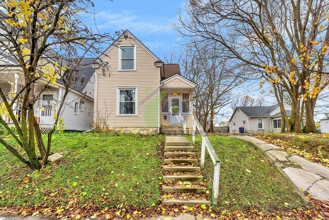 Foto del edificio - Newly Remodeled 3 Bedroom in MidTown!