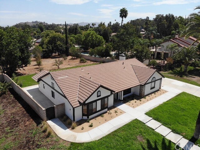Building Photo - 6847 Hawarden Dr