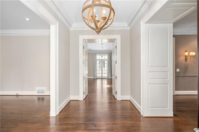 Foto del edificio - 4314 Davidson Ave NE