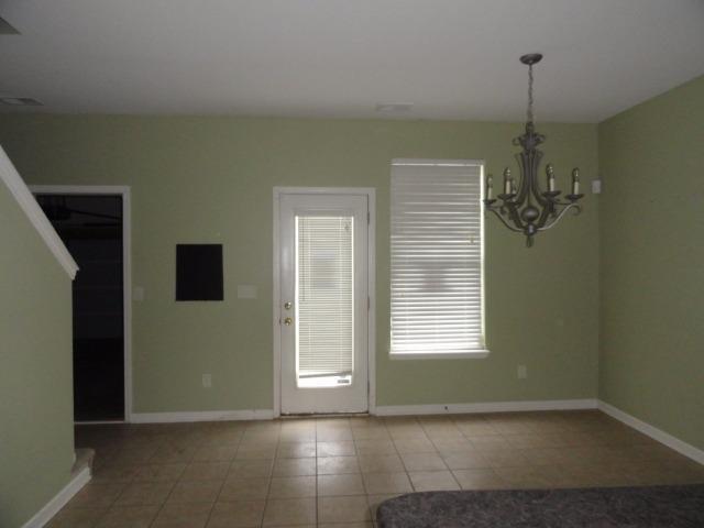 Foto del edificio - 232 Hays Blvd