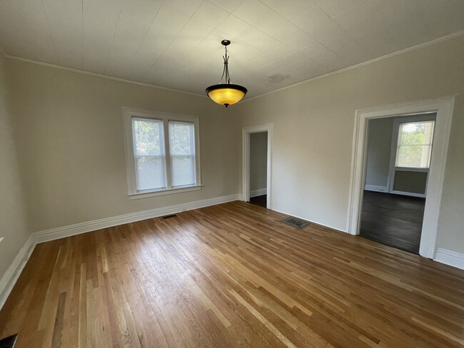 Dining Room - 9 Glen Arden Ln