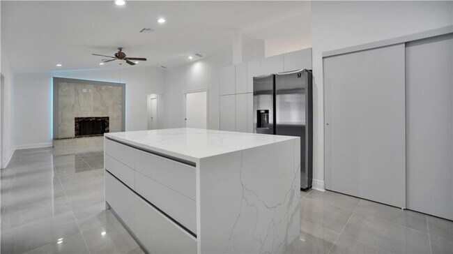 Foto del edificio - 11159 NW 10th Pl