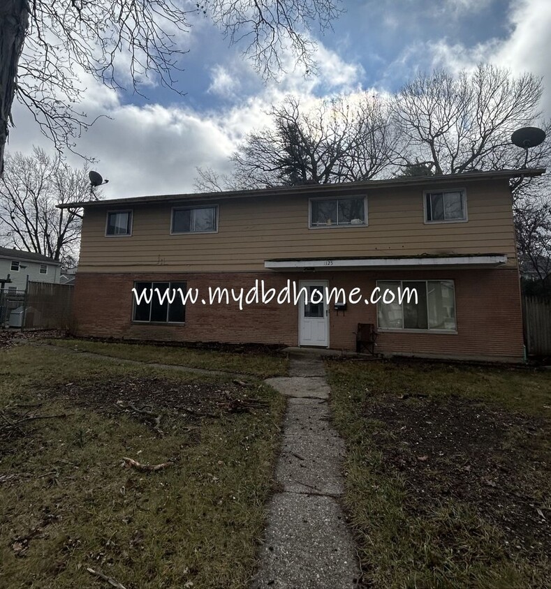 Foto principal - 1123 W Wildwood Ave