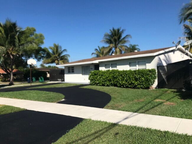 Foto del edificio - 10541 SW 52nd St