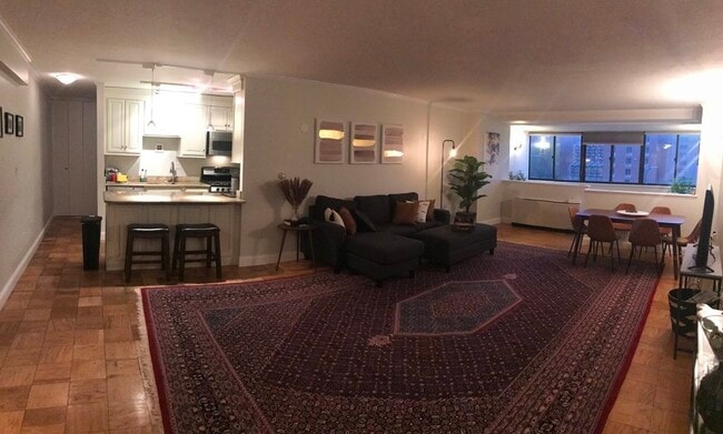 Building Photo - 8 Whittier Pl
