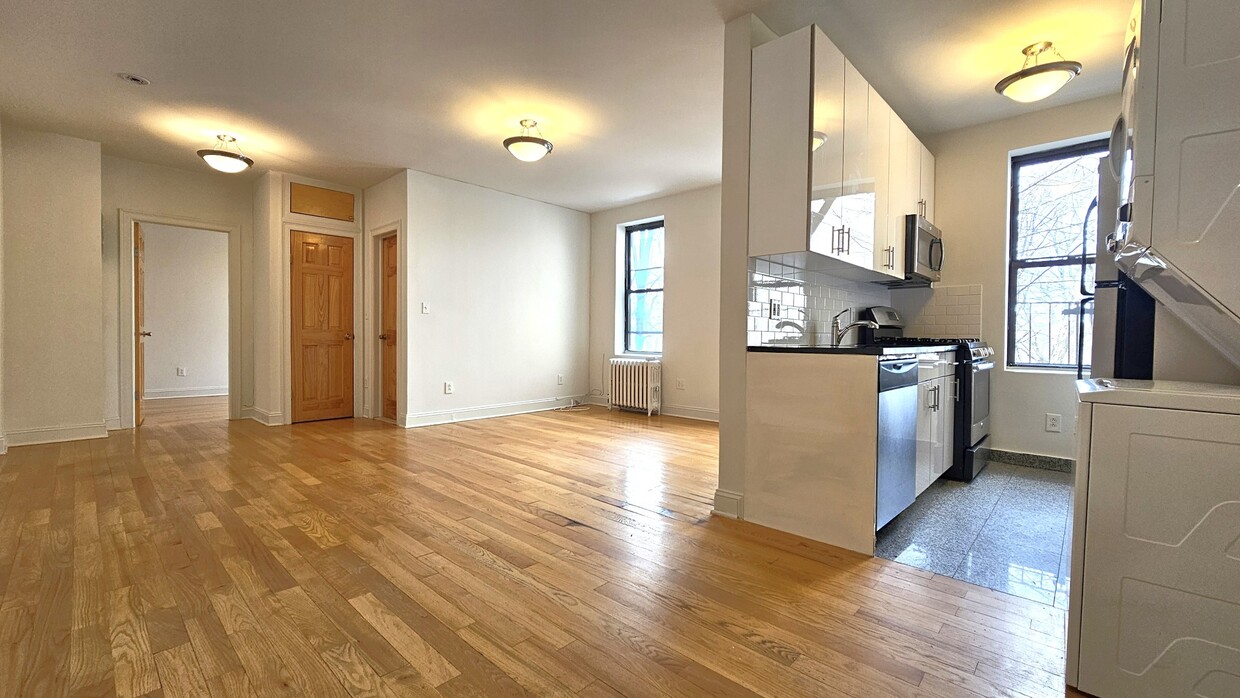 Primary Photo - 282 Cabrini Blvd