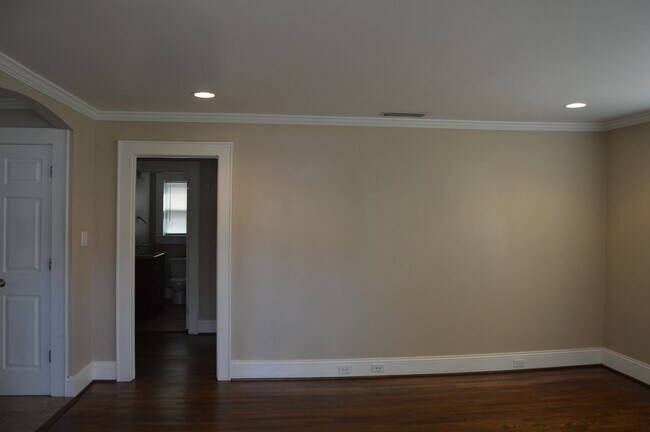 Foto del edificio - 313 W Bingham St