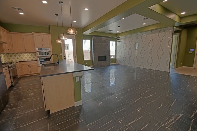 Foto del edificio - 4bd/3ba Spacious Home Available in the North Valley!