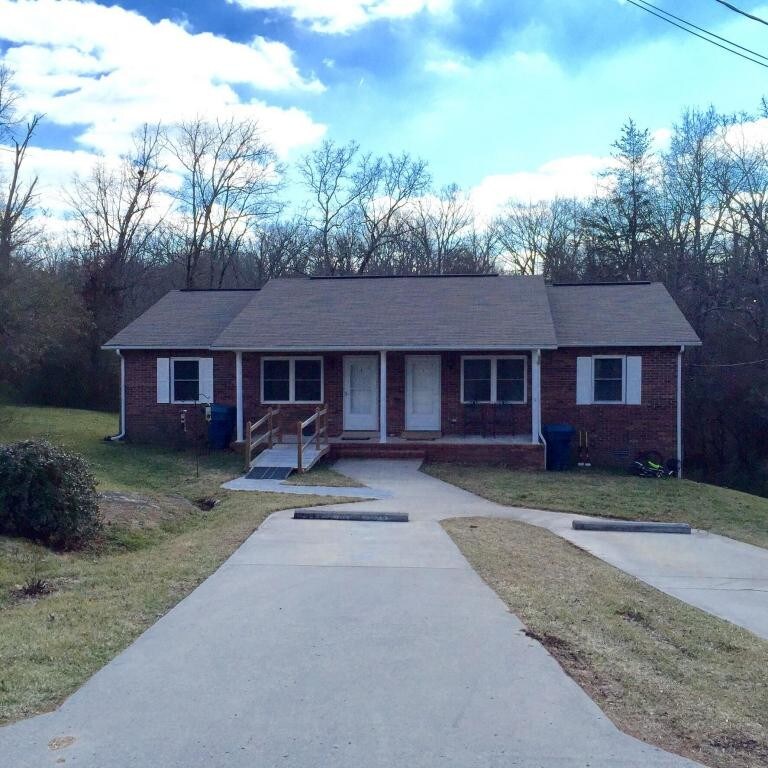 Foto principal - 103 Town Loop