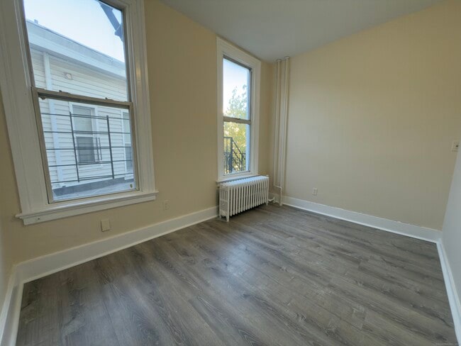 Building Photo - 592 East St