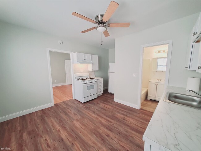 Building Photo - 1 br, 1 bath Condo - 467 Fairfield Ave Apt 3