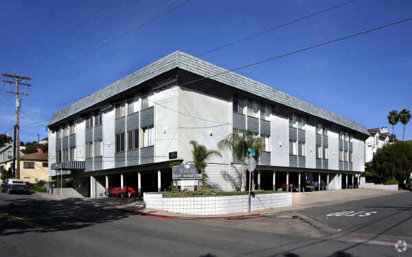 Building Photo - Friars Hill Luxury Apartments