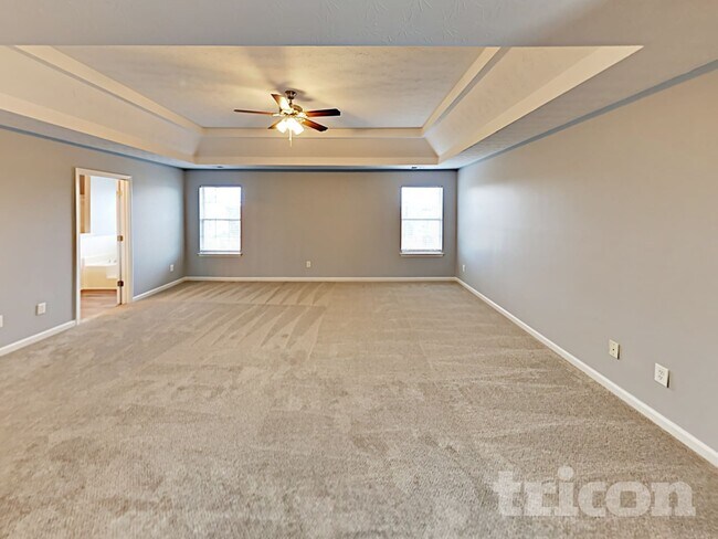 Building Photo - 12755 N Hill Dr