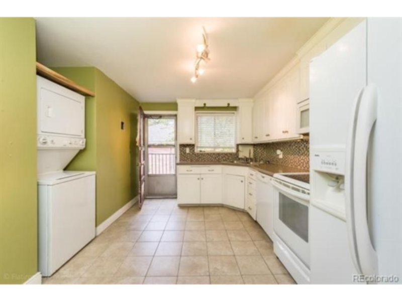 Primary Photo - 1887 S Jackson St