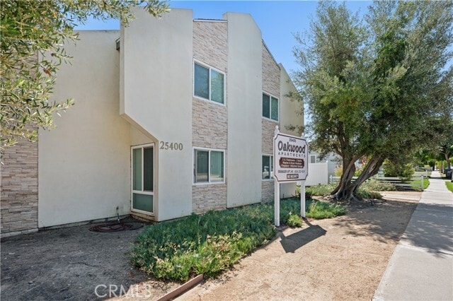 Primary Photo - 25400 Oak St