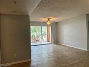 Building Photo - 1210 Wildwood Lakes Blvd