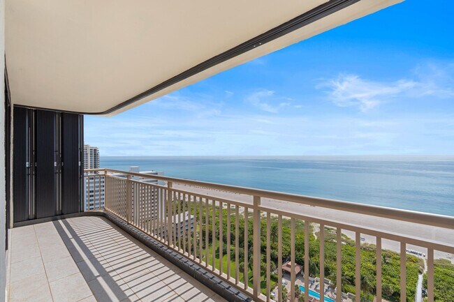 Foto del edificio - 3400 N Ocean Dr