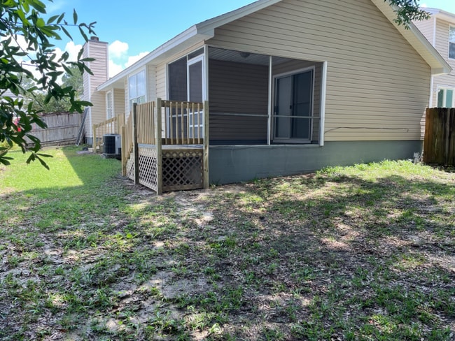 Building Photo - 2024 Cambridge Cir