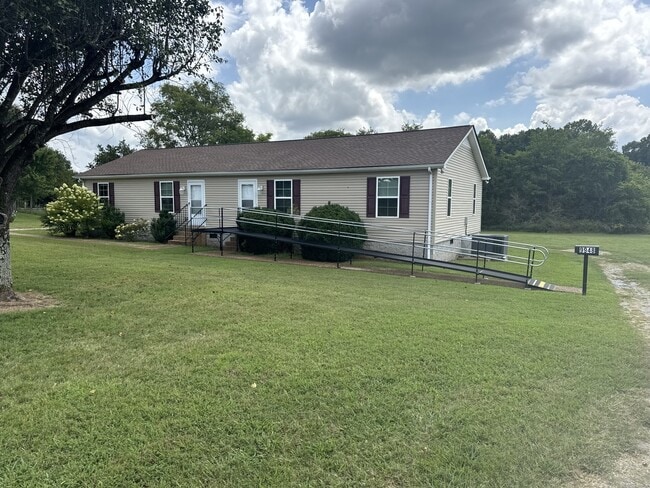 Building Photo - 9948 Stewarts Ferry Pike