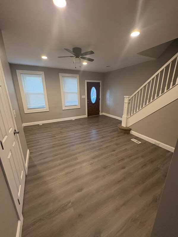 Foto del edificio - 3715 Oakmont Ave