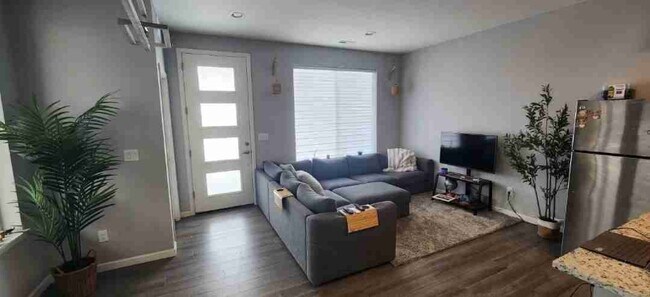 Foto del edificio - 5180 E 64th Ave