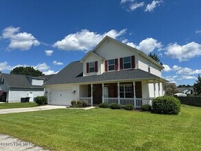 Building Photo - 408 Southbridge Dr