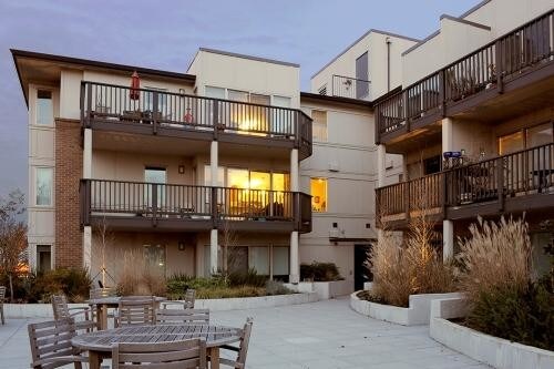 Building Photo - 1 bedroom in Seattle WA 98112