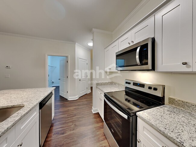 Foto del edificio - 2454 Beal St