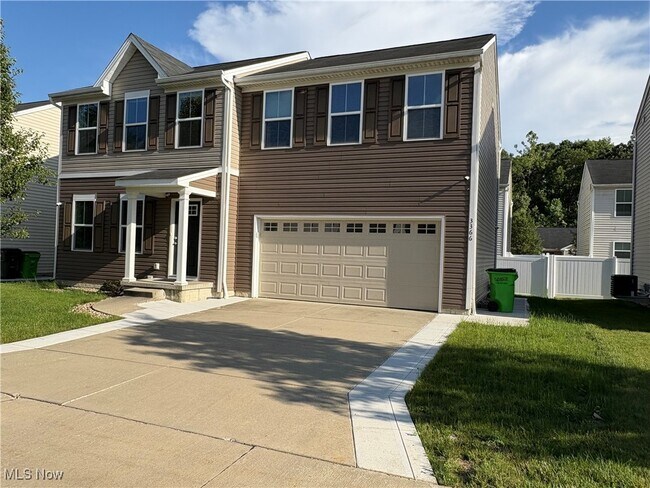Foto del edificio - 3366 Wind Song Ln