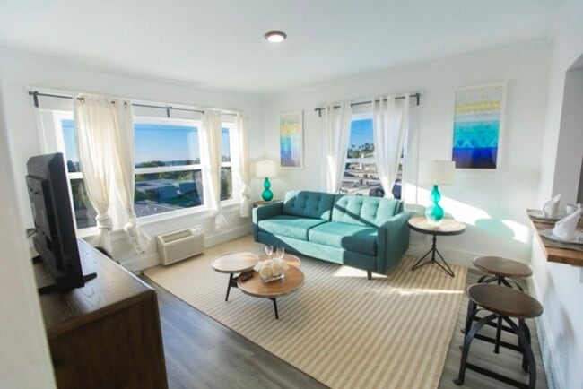 Foto del interior - Tyler House | Live steps away from San Diego’s most vibrant neighborhood!