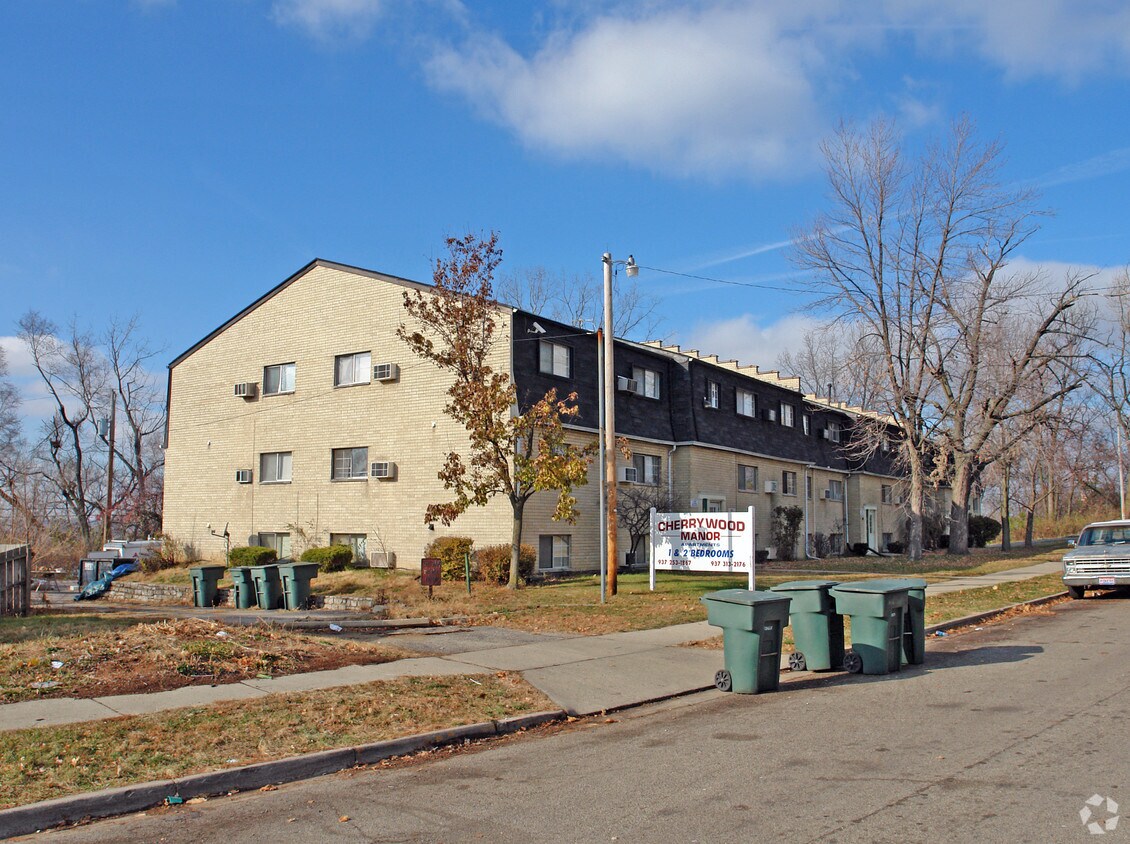 Primary Photo - Cherrywood Manor